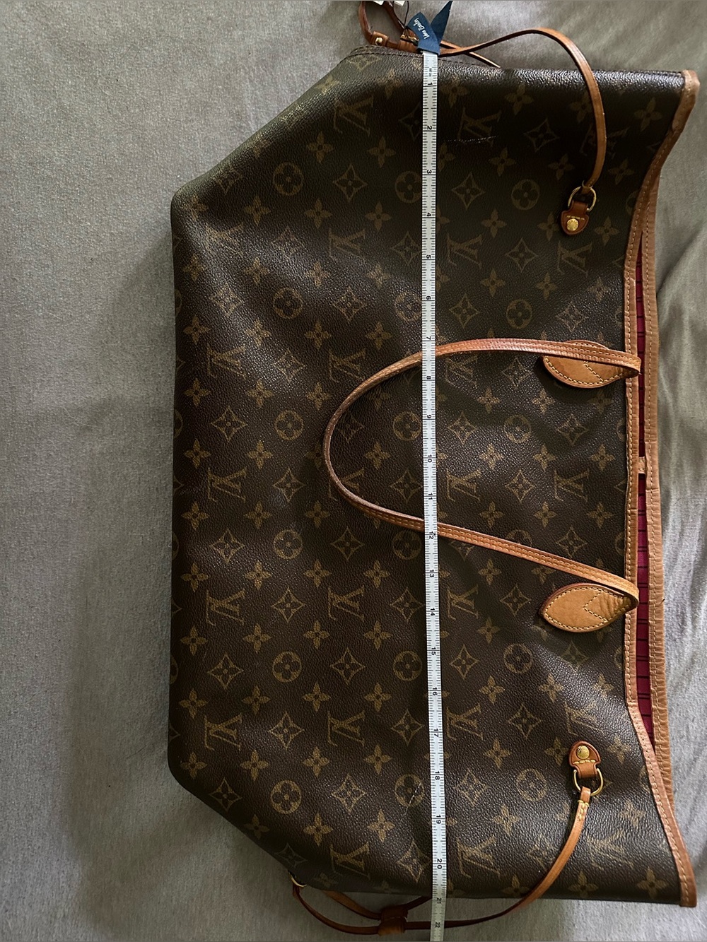Louis Vuitton Neverfull Canvas Tote with Matching Pouch - Brown & Tan - Picture 4 of 15